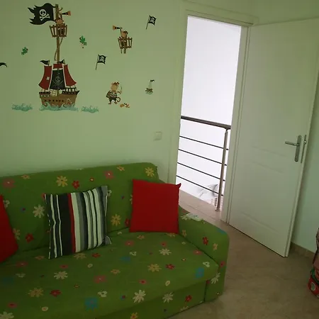 Ellies's House *